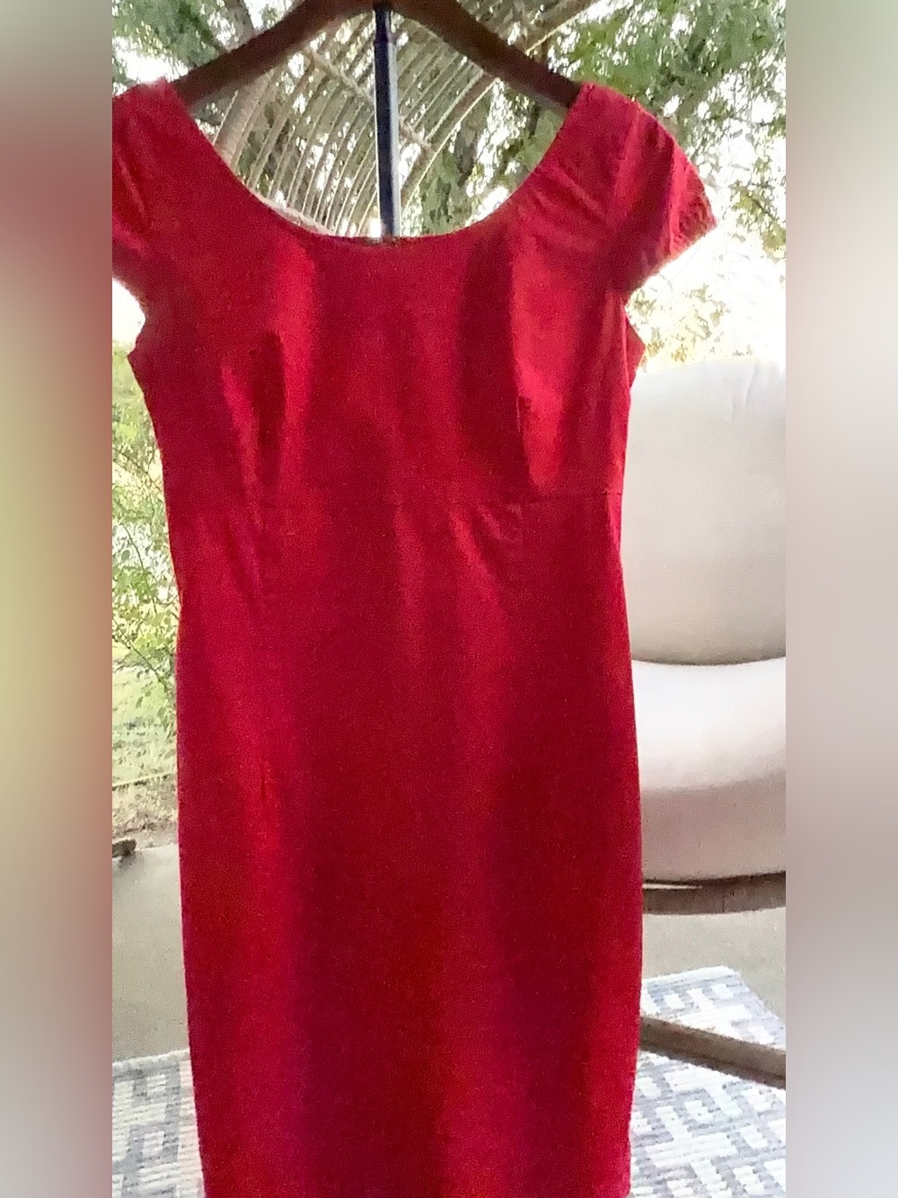 GAP Crimson Cap-Sleeve Sheath Dress